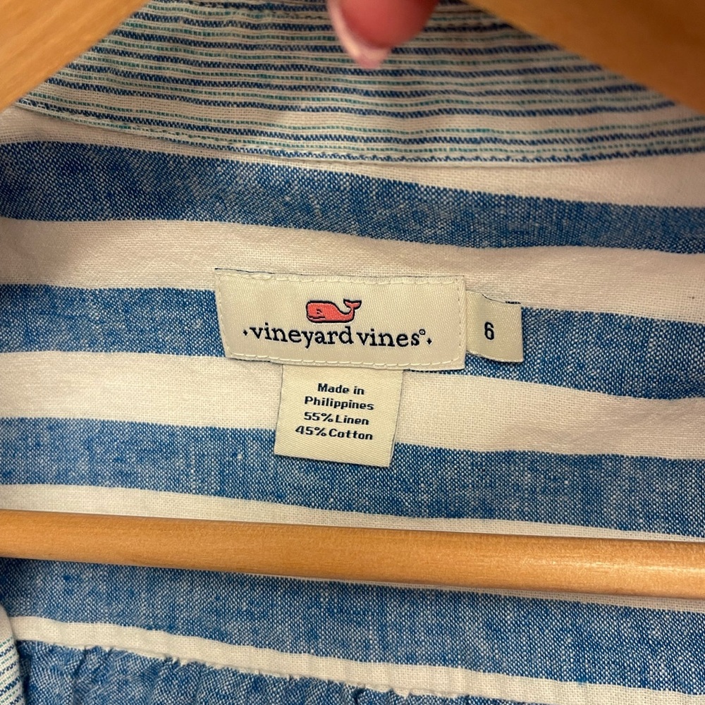 Vineyard Vines Blue and White Striped Tie-Front Button-Up Blouse Linen Blend - Picture 3 of 3